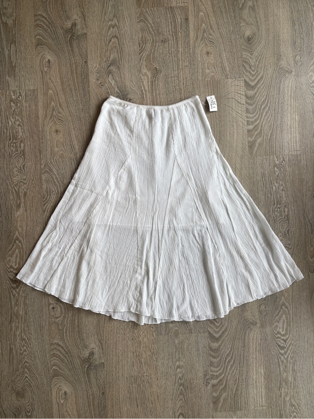 Vamp Vintage White Midi Skirt NWT
